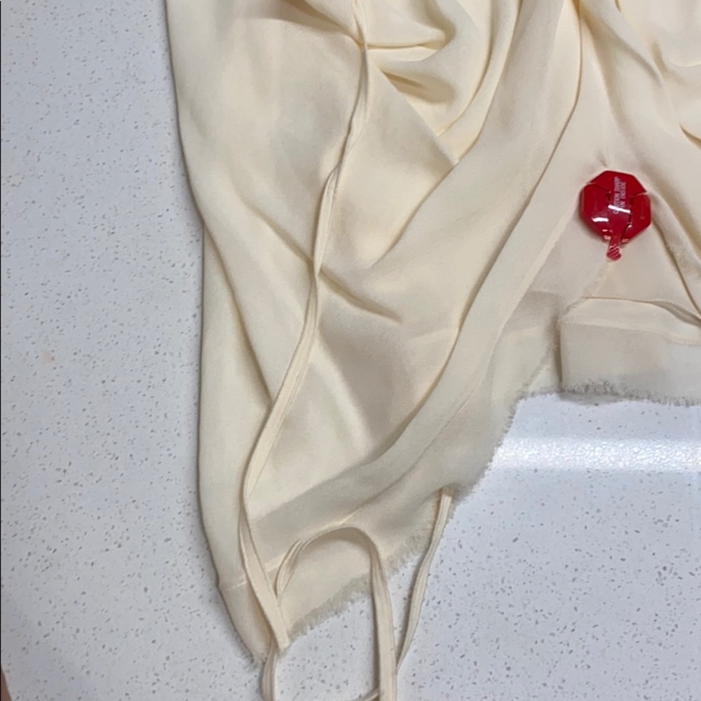 HP🥳 Dolce & Gabbana Crepe de Chine Blouse NWT M/L - Picture 5 of 11